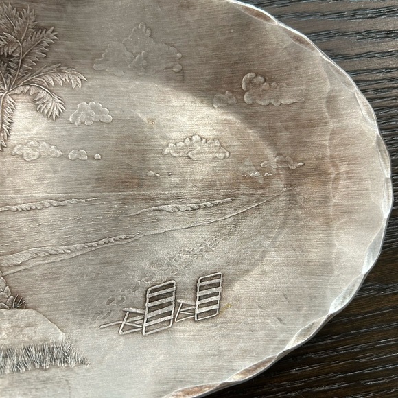 American Forging hand hammered aluminum plate etched beach scene palm tree oval - Picture 5 of 5